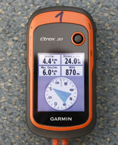 Der GPS Empfänger führt Sie zuverlässig auf Ihrer Traktorfahrt GPS Empfänger